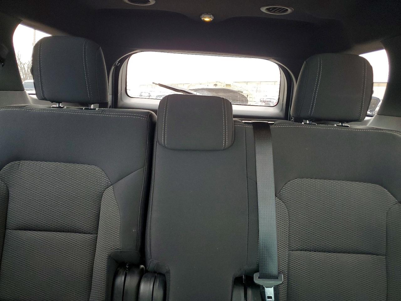 2017 FORD EXPLORER XLT photo 10