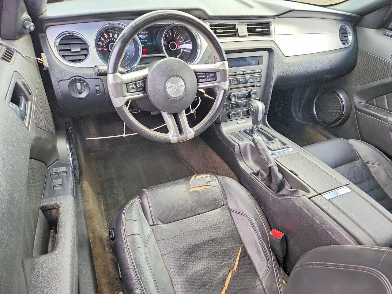 2014 FORD MUSTANG photo 15