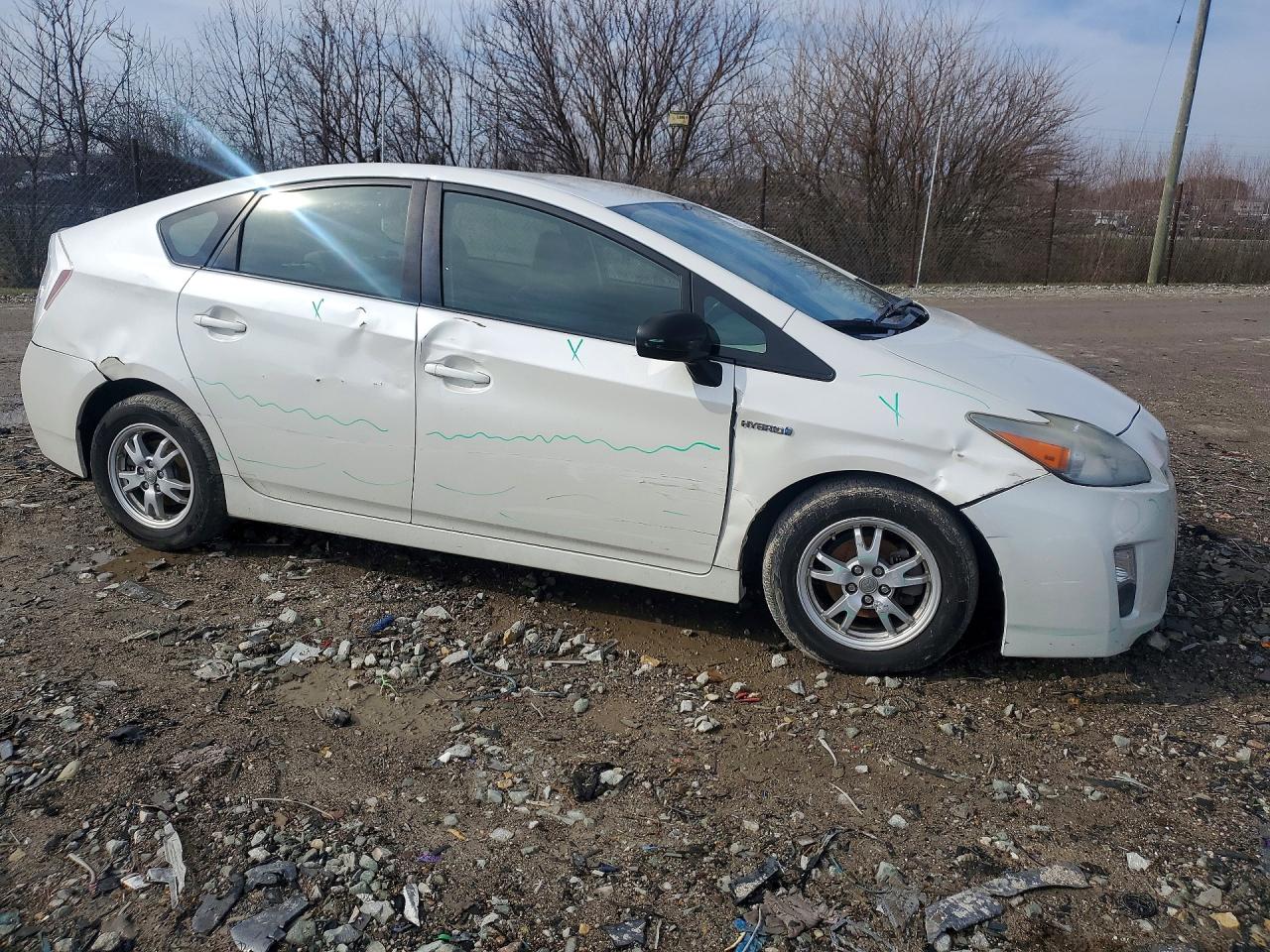 2010 TOYOTA PRIUS II photo 4