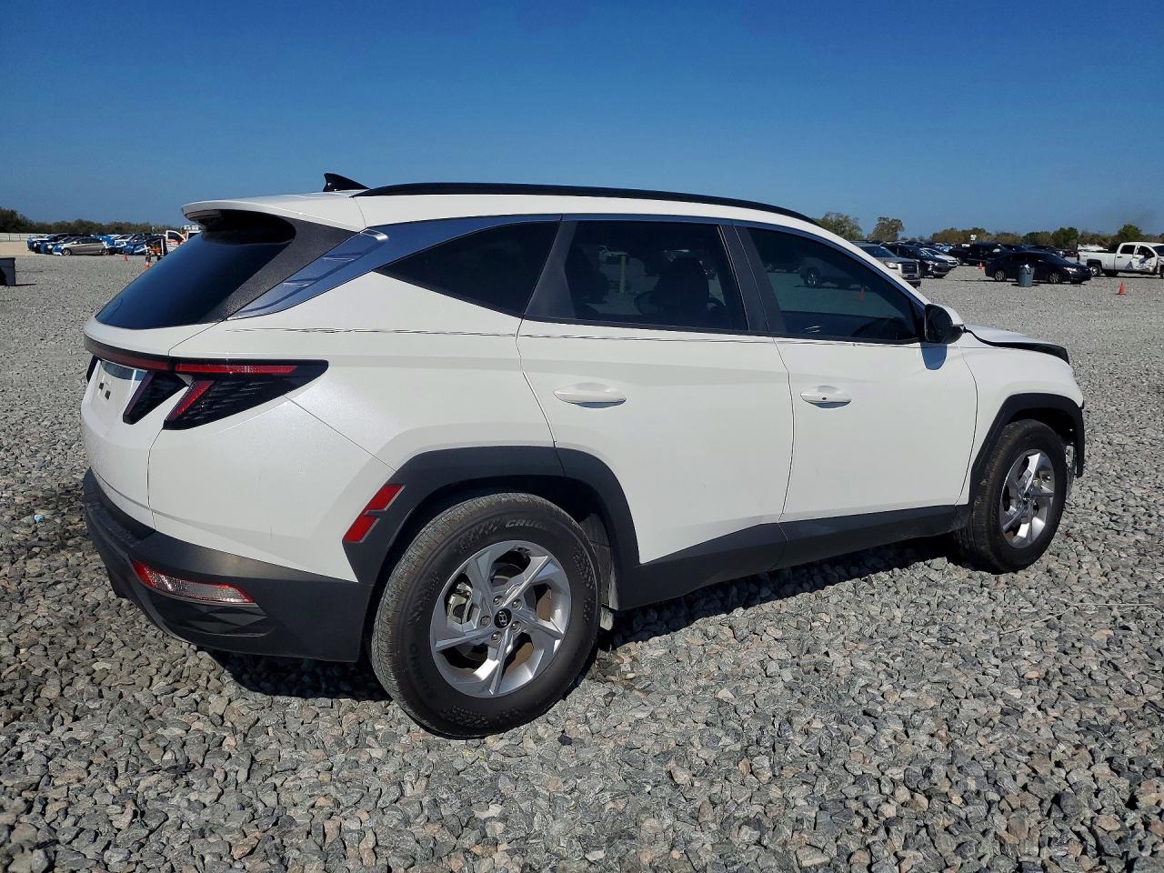 2022 HYUNDAI TUCSON SEL photo 3