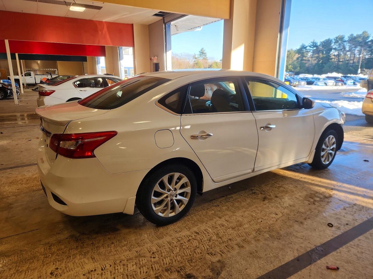 2019 NISSAN SENTRA S photo 3
