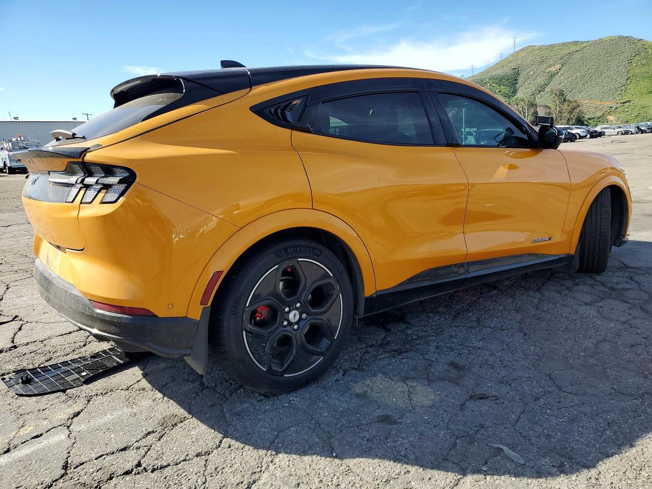 2022 FORD MUSTANG MACH-E GT photo 9