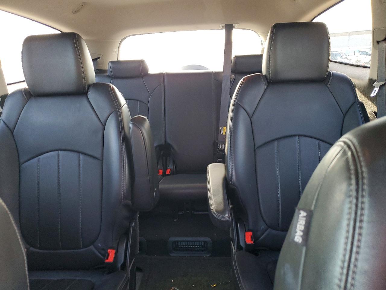 2014 BUICK ENCLAVE photo 28