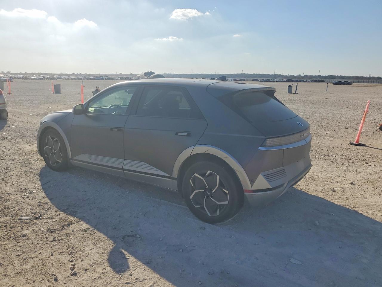 2023 HYUNDAI IONIQ 5 LIMITED photo 3