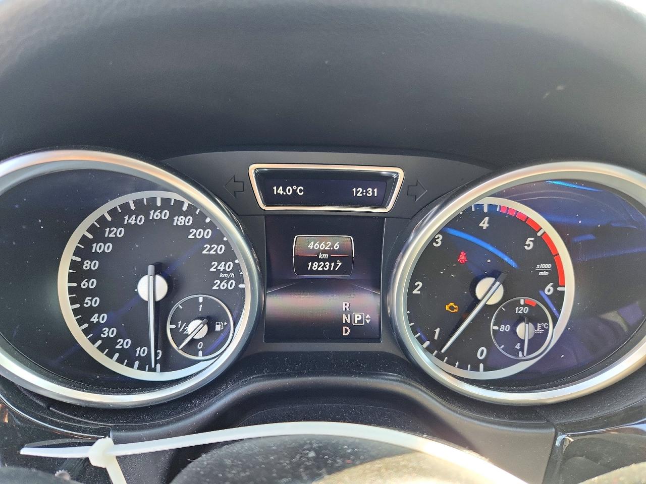 2015 MERCEDES-BENZ ML 350 BLUETEC photo 9
