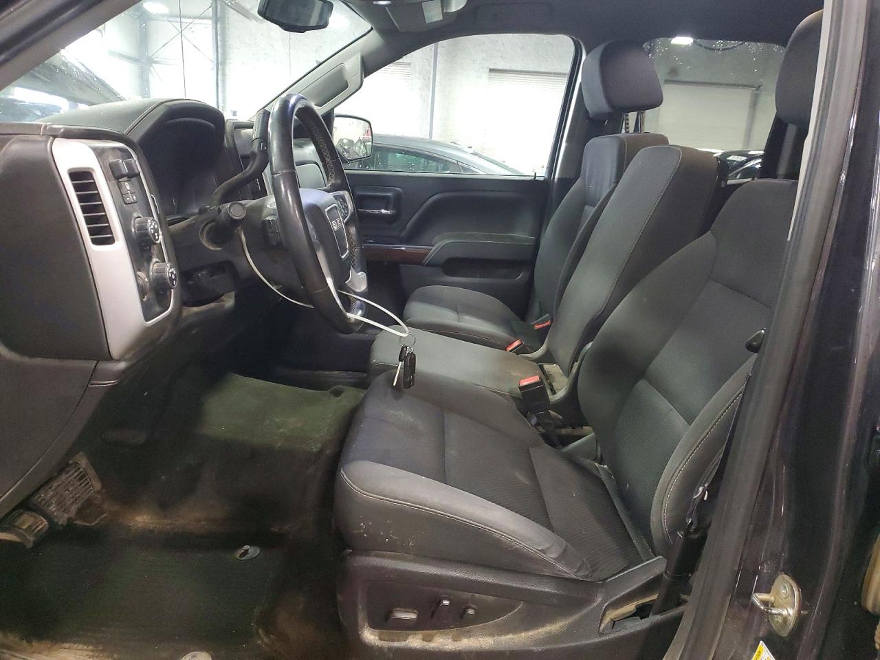 2015 GMC SIERRA K1500 SLE photo 7