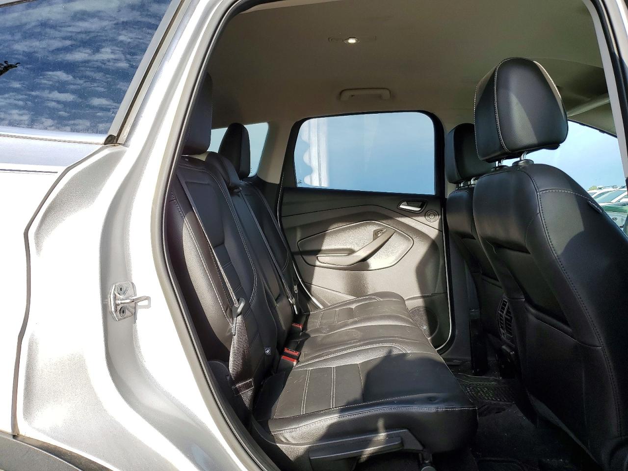 2017 FORD ESCAPE TITANIUM photo 11
