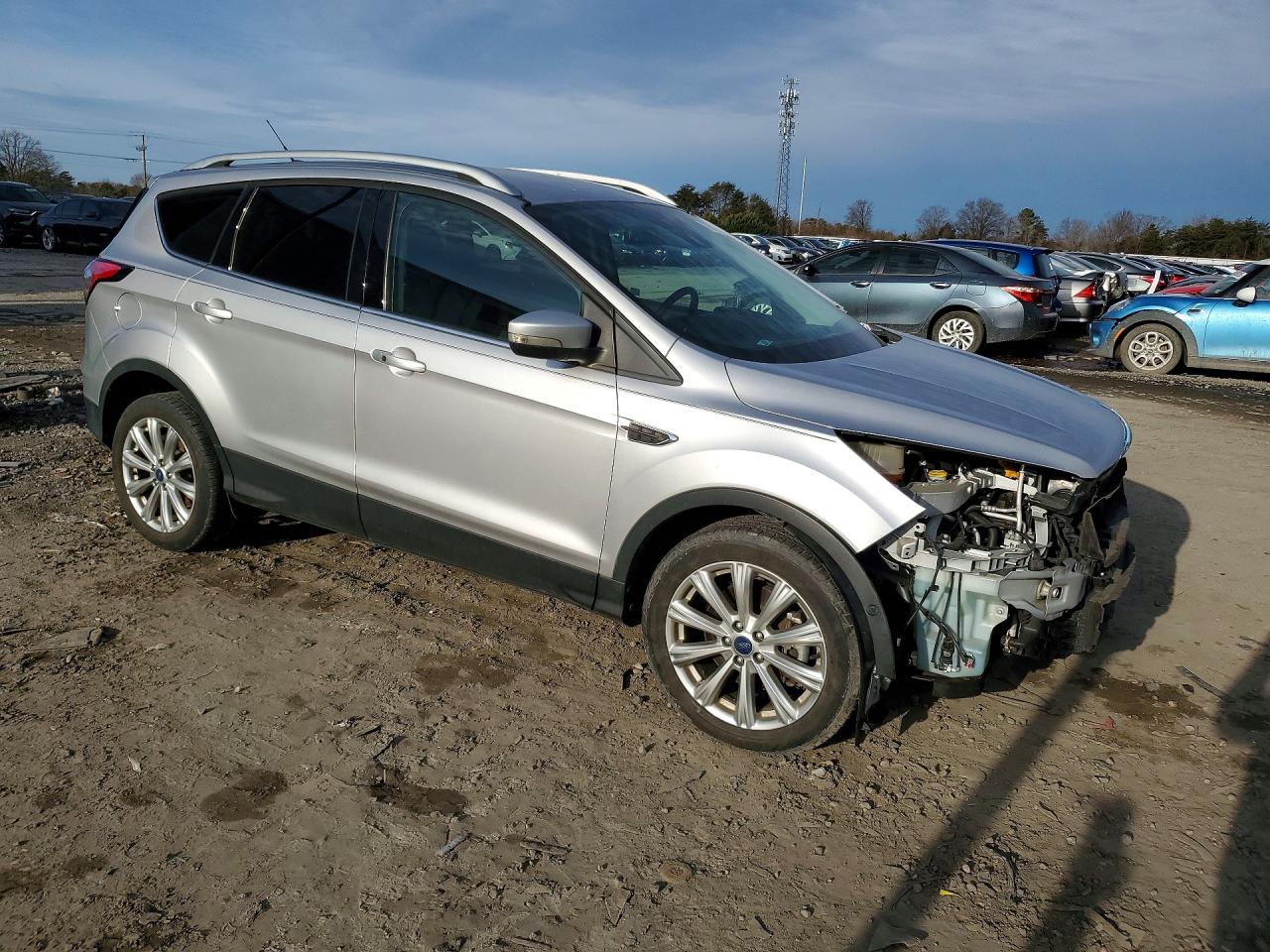 2017 FORD ESCAPE TITANIUM photo 4
