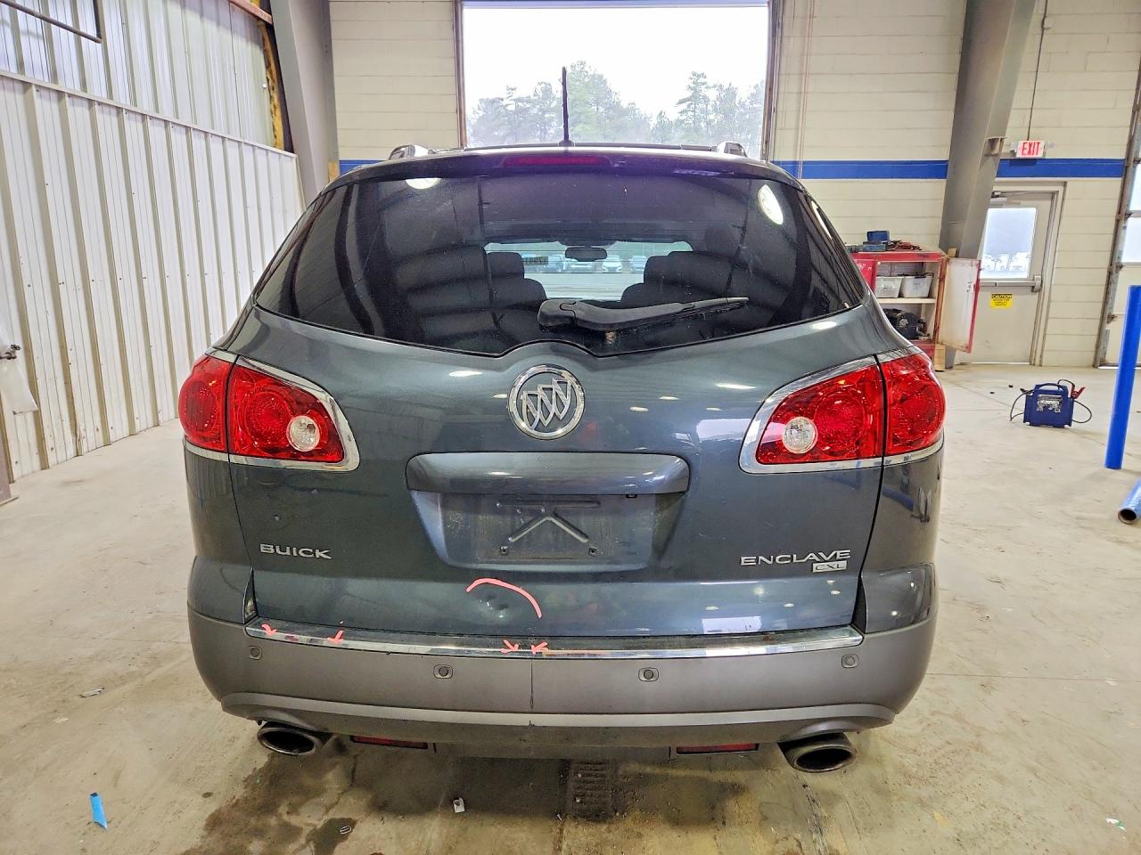 2011 BUICK ENCLAVE CXL photo 16