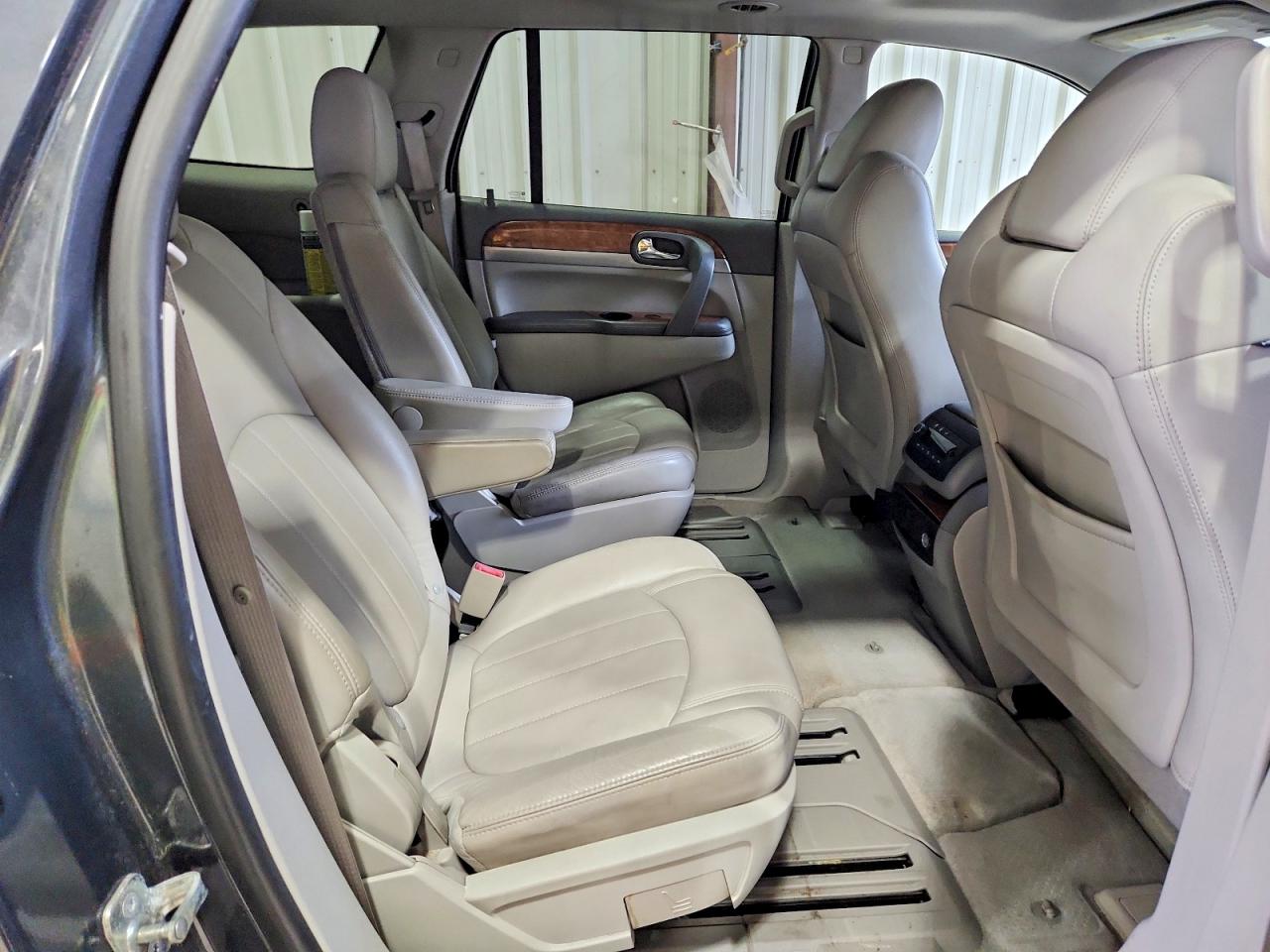 2011 BUICK ENCLAVE CXL photo 31