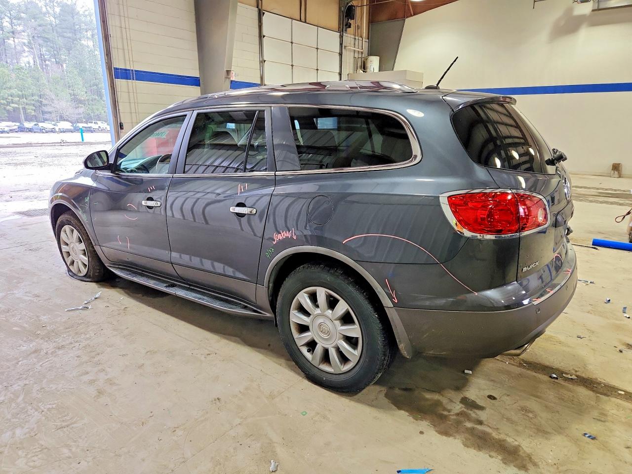 2011 BUICK ENCLAVE CXL photo 4