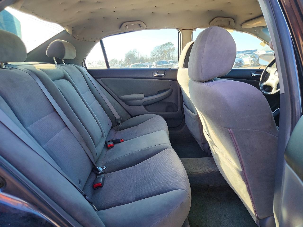 2004 HONDA ACCORD LX photo 10