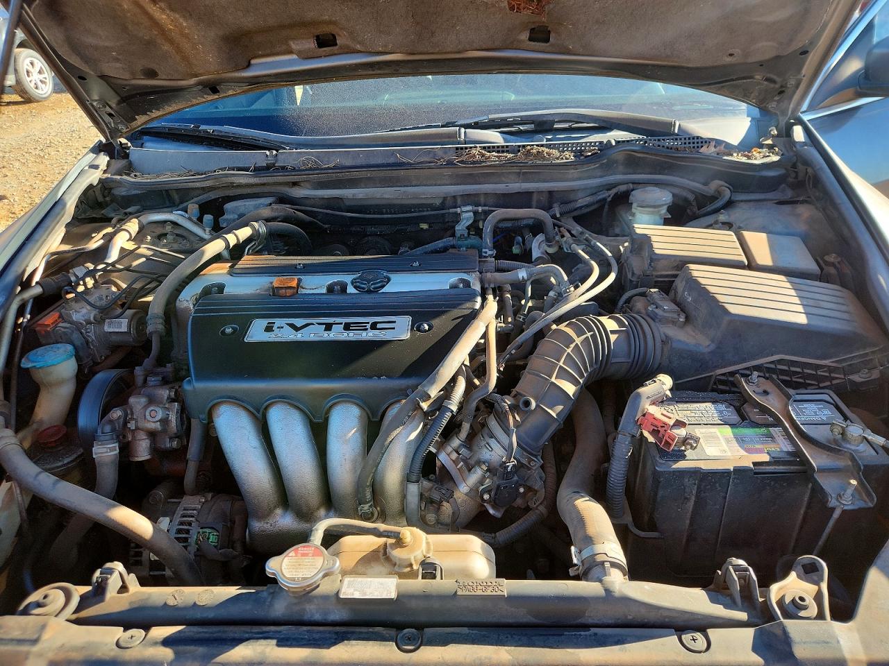 2004 HONDA ACCORD LX photo 11