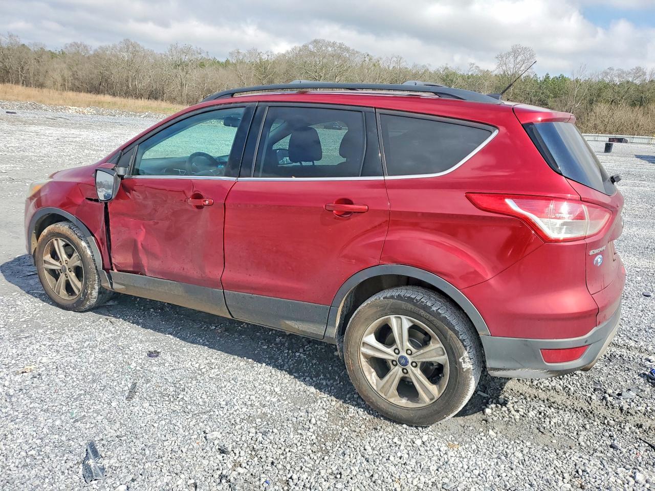 2016 FORD ESCAPE SE photo 2