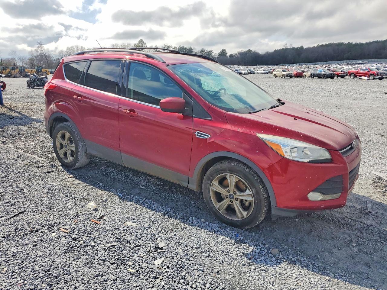 2016 FORD ESCAPE SE photo 4