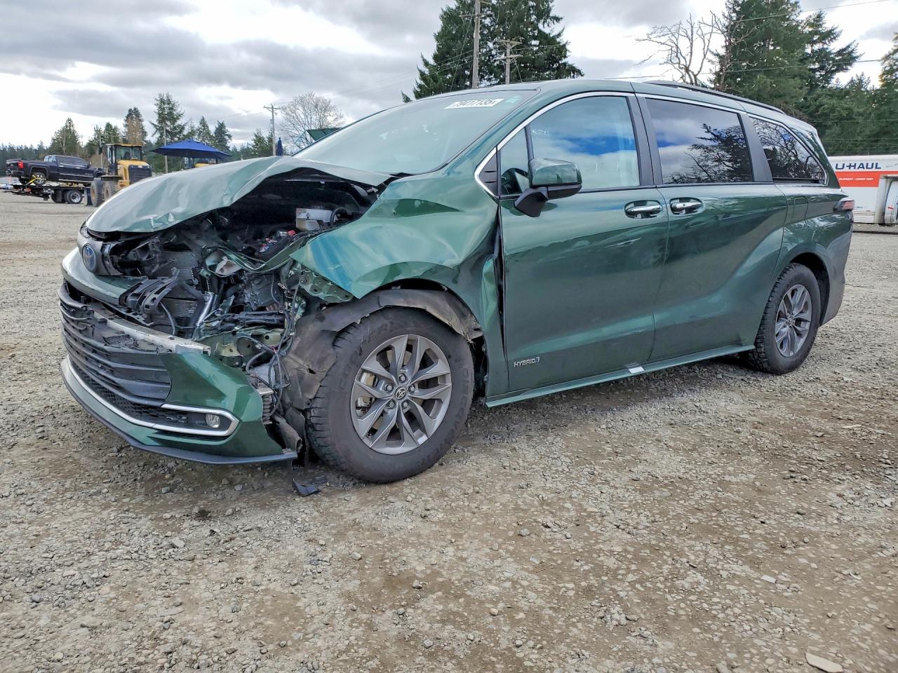 2021 TOYOTA SIENNA