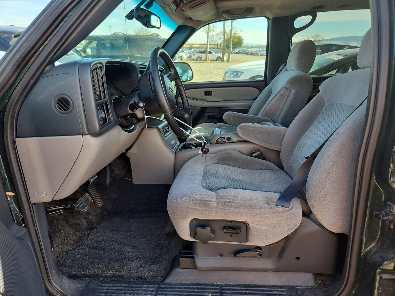 2001 CHEVROLET SUBURBAN K2500 photo 13