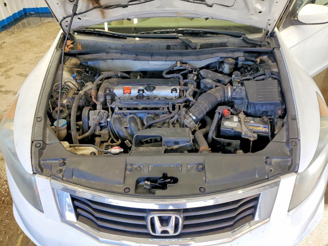 2010 HONDA ACCORD LX photo 21