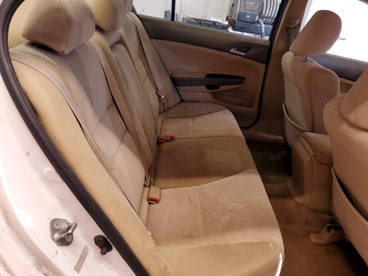 2010 HONDA ACCORD LX photo 19