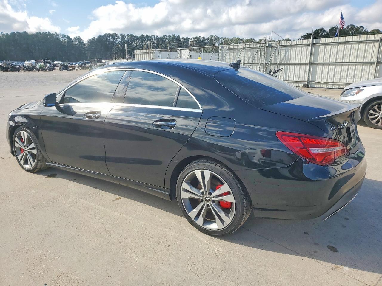2019 MERCEDES-BENZ CLA 250 4MATIC photo 2