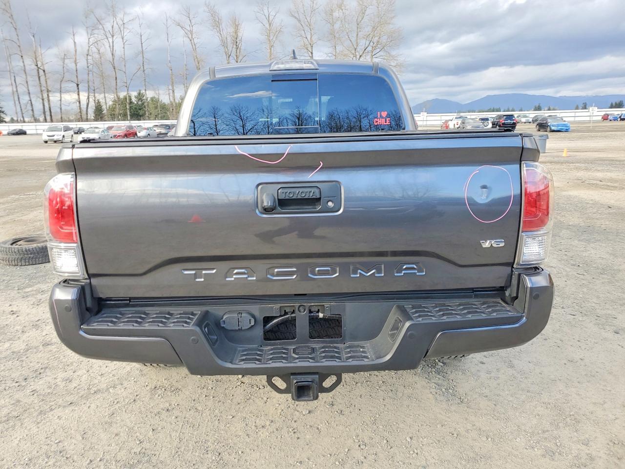 2022 TOYOTA TACOMA TRD OFF-ROAD photo 11