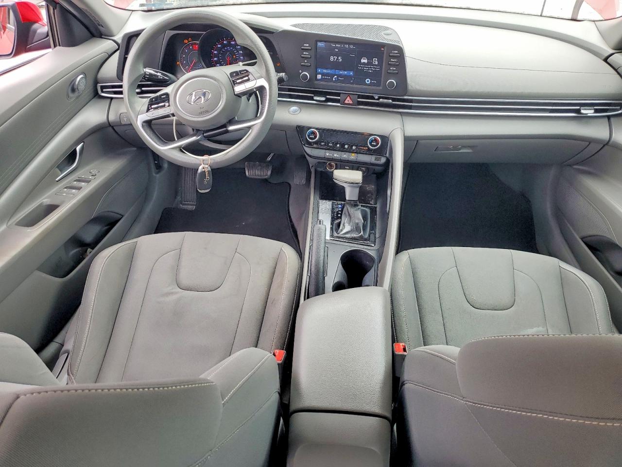 2022 HYUNDAI ELANTRA SEL photo 15
