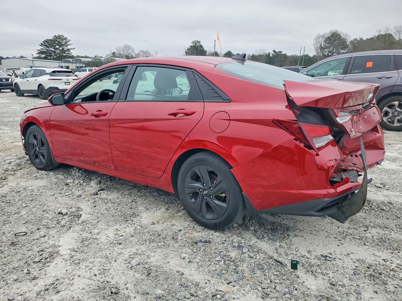 2022 HYUNDAI ELANTRA SEL photo 3