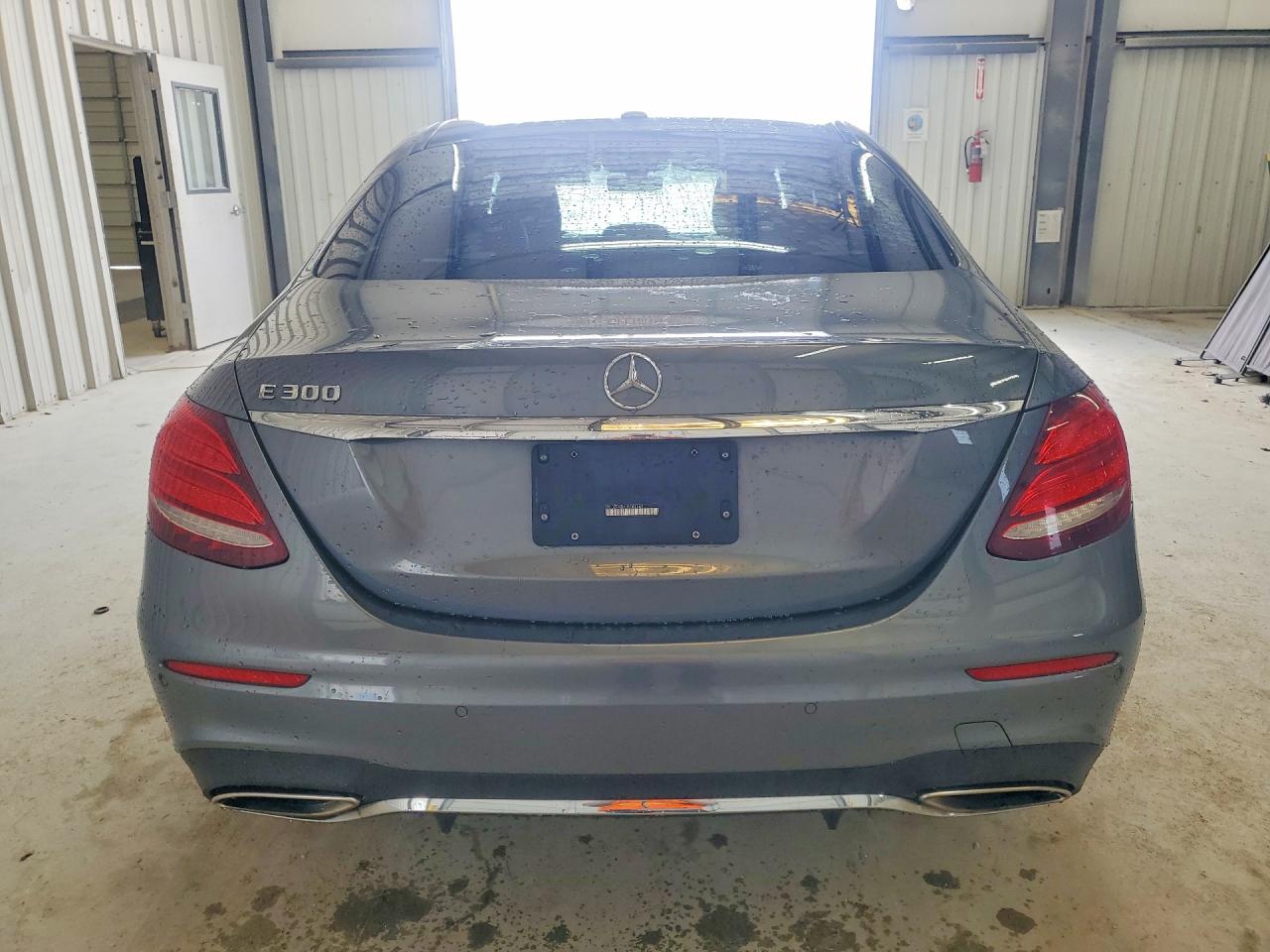 2017 MERCEDES-BENZ E 300 photo 16