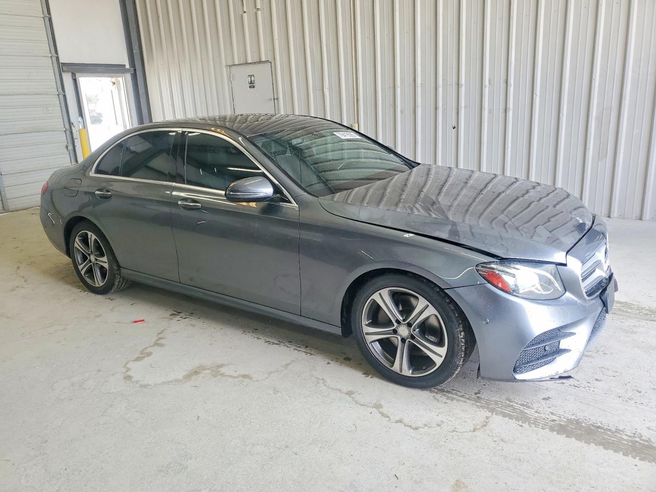 2017 MERCEDES-BENZ E 300 photo 10