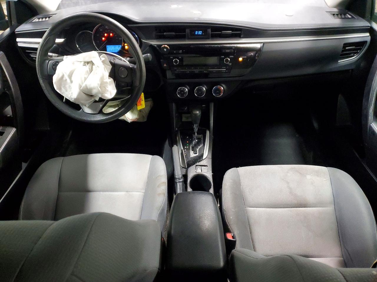 2015 TOYOTA COROLLA L photo 22