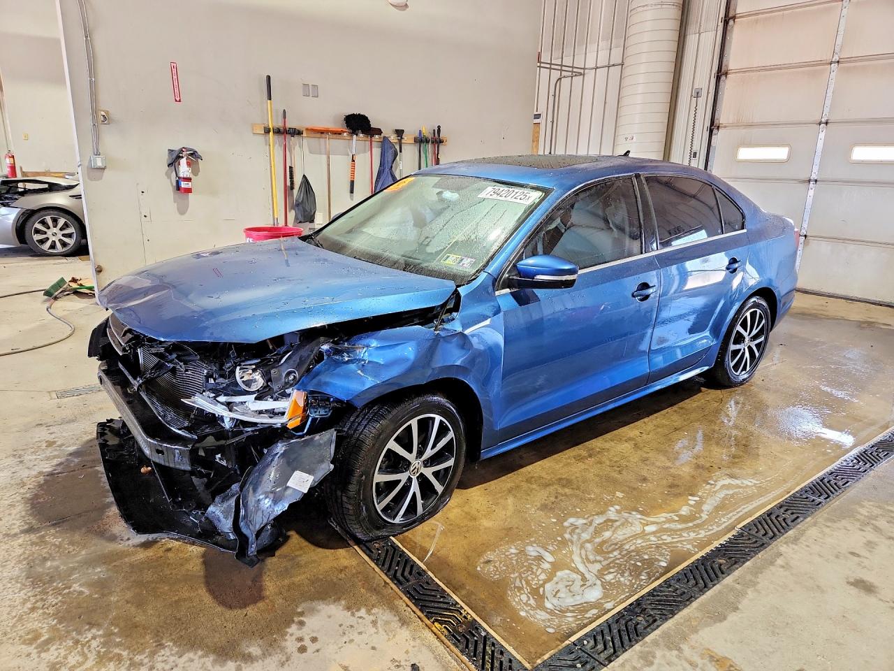 2017 VOLKSWAGEN JETTA