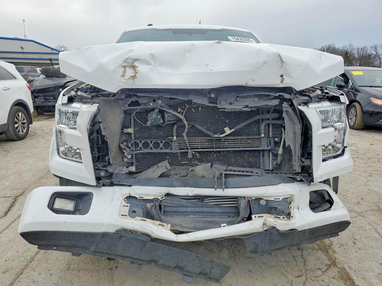 2016 FORD F150 SUPERCREW photo 9