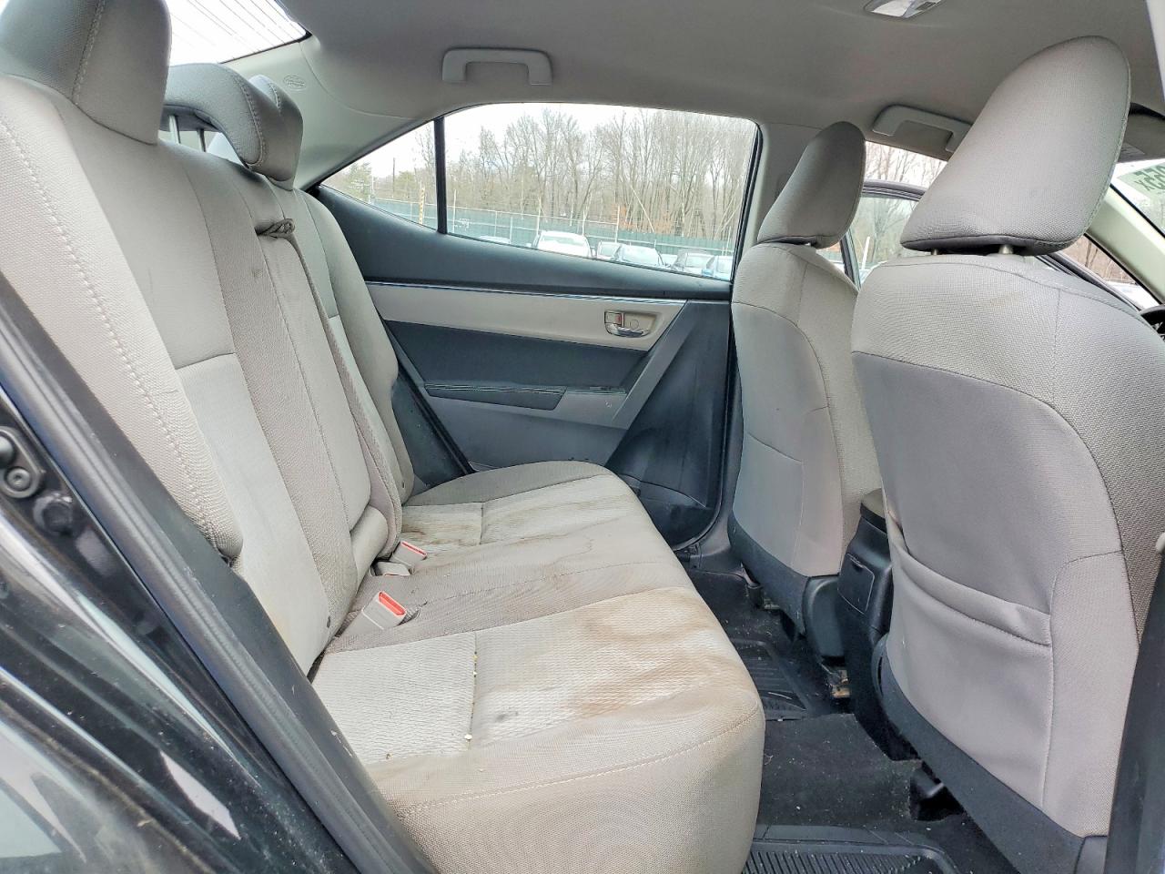 2016 TOYOTA COROLLA LE photo 28