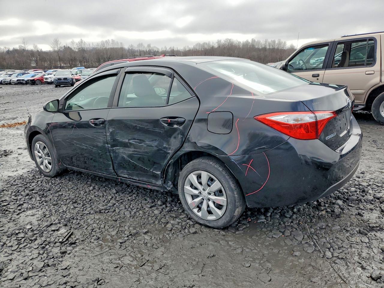 2016 TOYOTA COROLLA LE photo 4