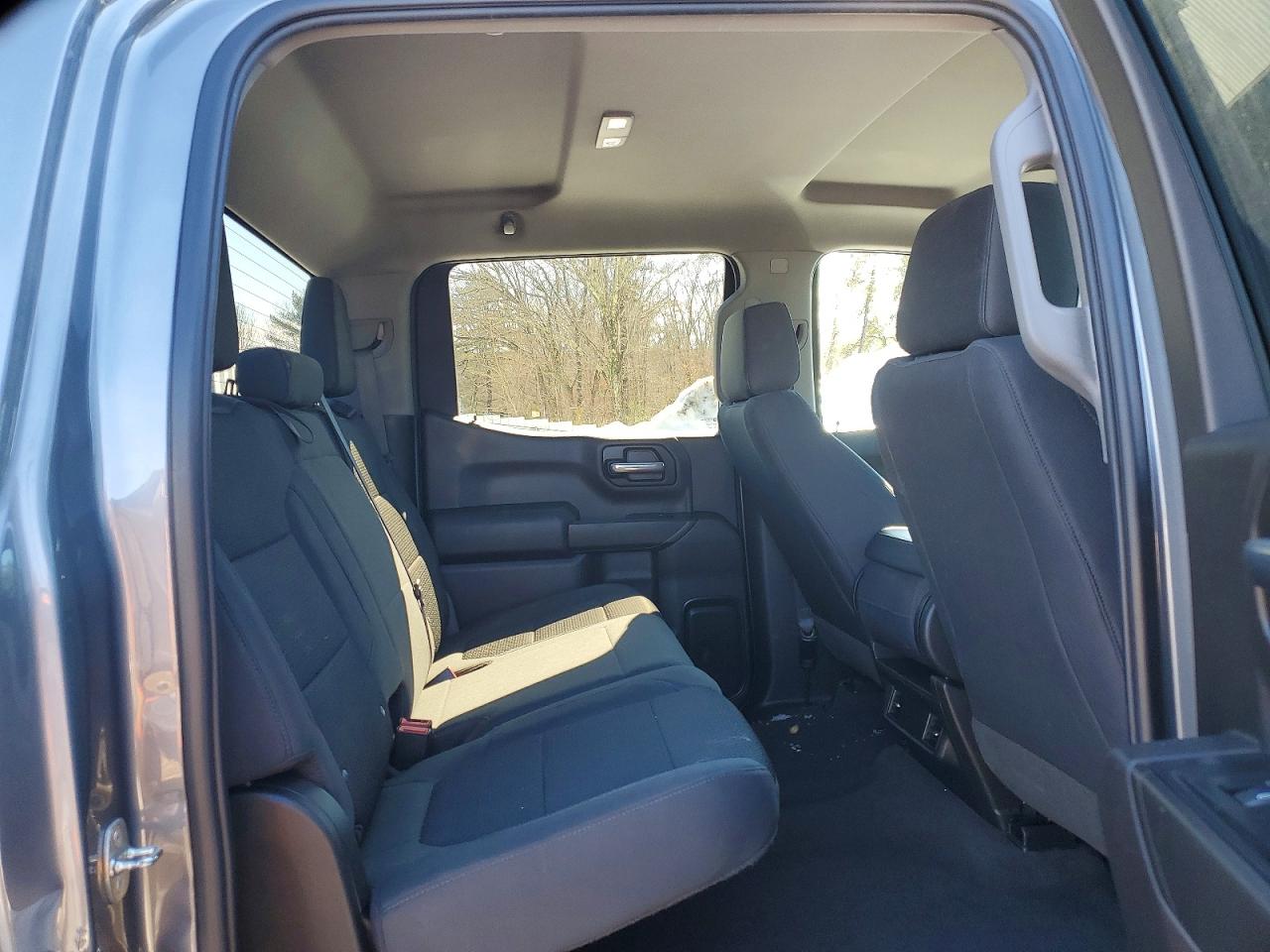 2019 CHEVROLET SILVERADO K1500 CUSTOM photo 19