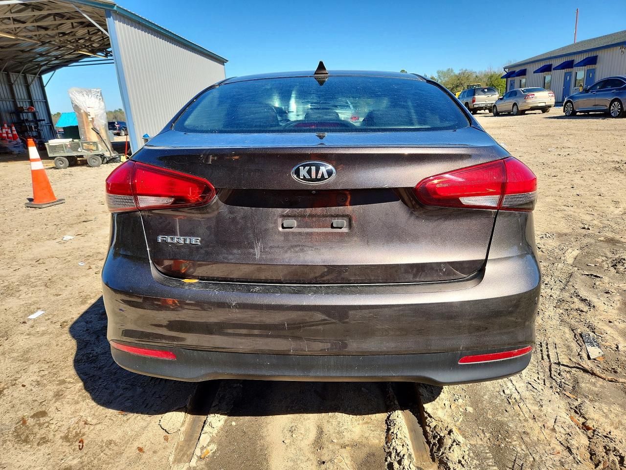 2018 KIA FORTE LX photo 6