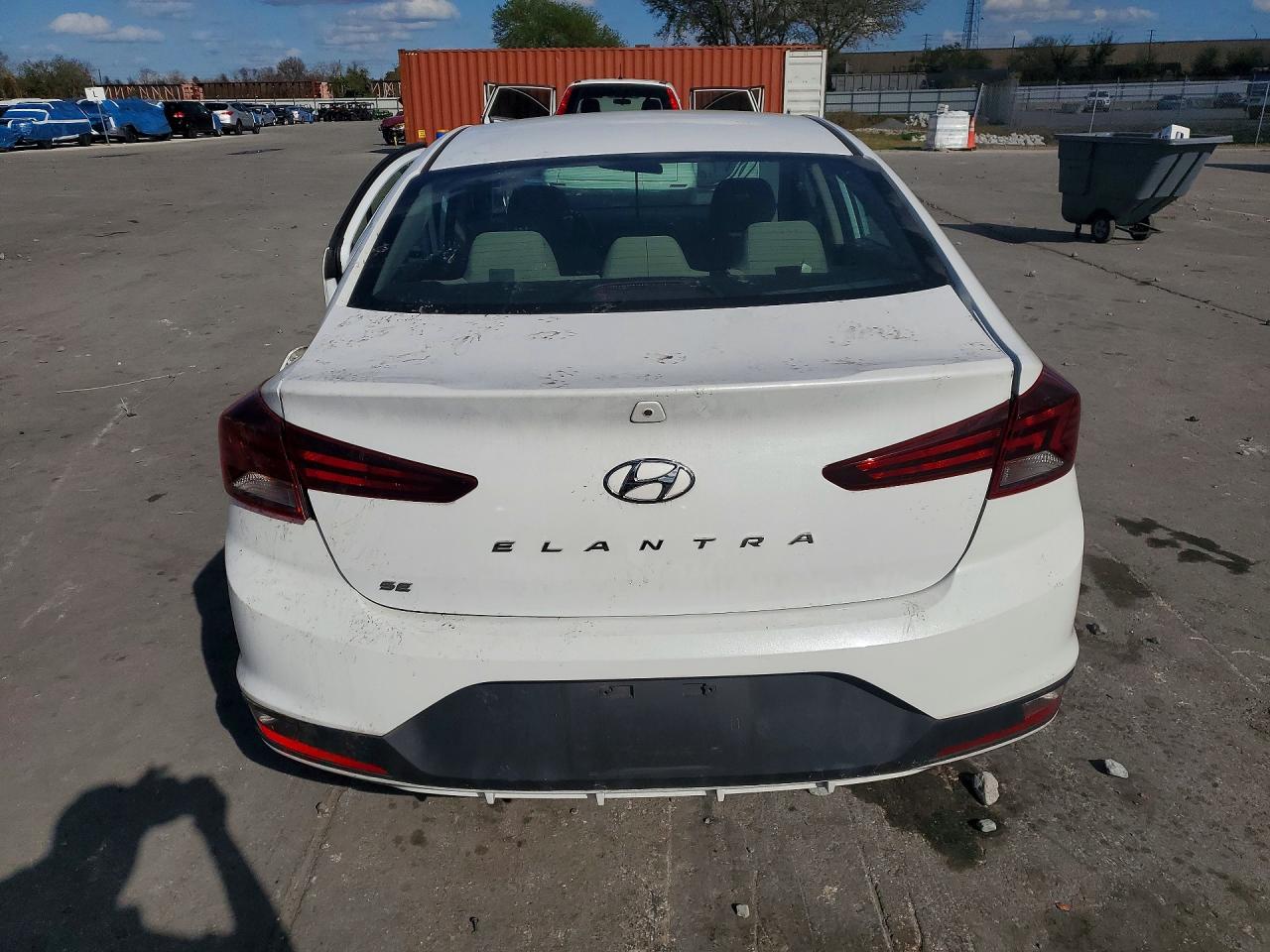 2020 HYUNDAI ELANTRA SE photo 11