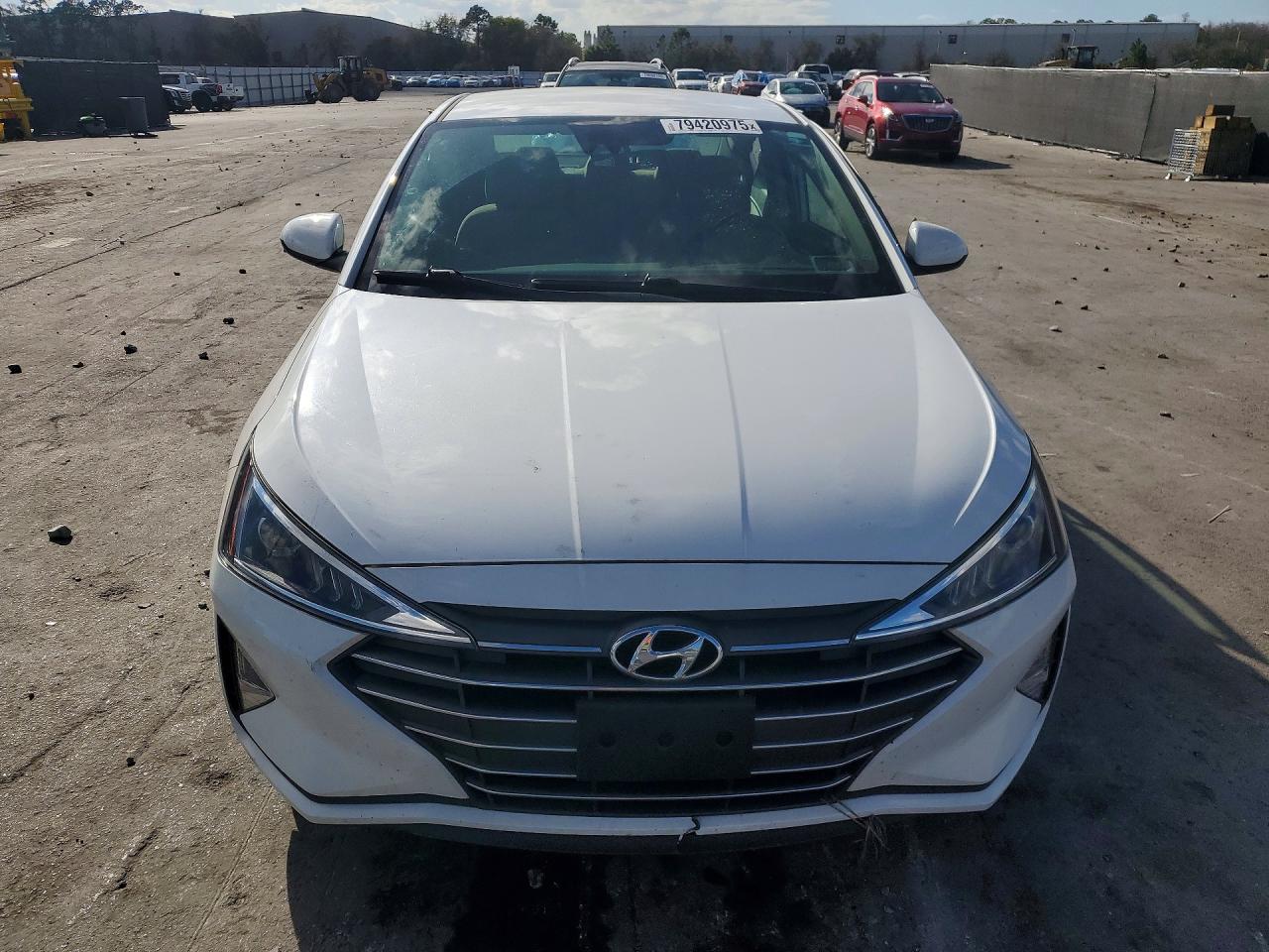 2020 HYUNDAI ELANTRA SE photo 9