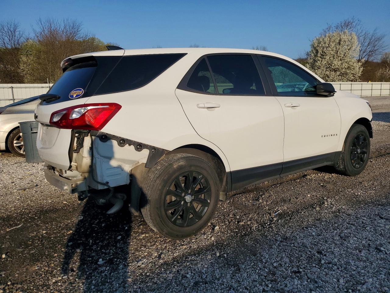 2020 CHEVROLET EQUINOX LS photo 5