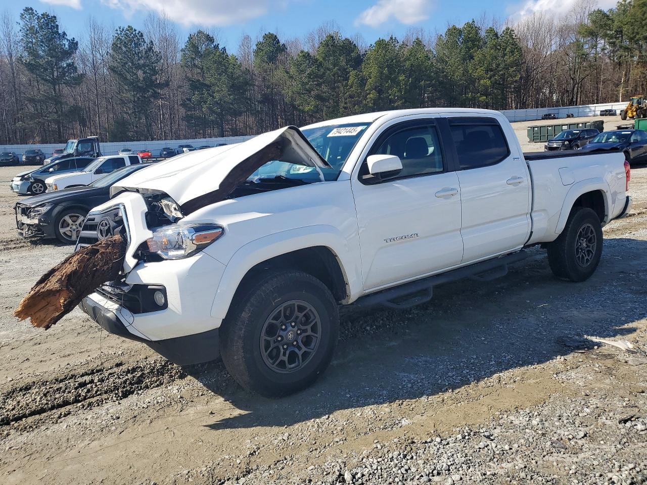 2017 TOYOTA TACOMA
