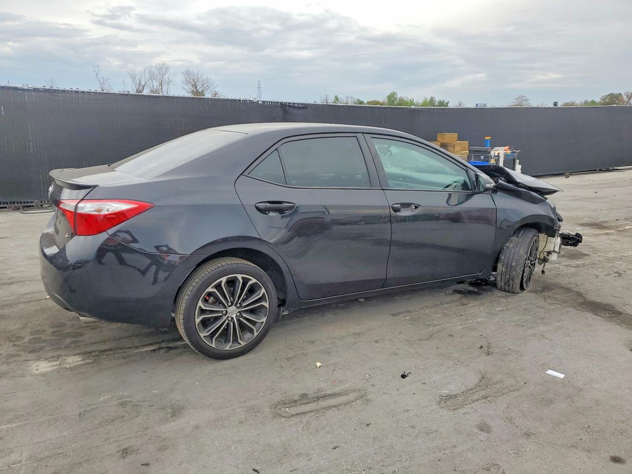 2016 TOYOTA COROLLA S PLUS photo 3