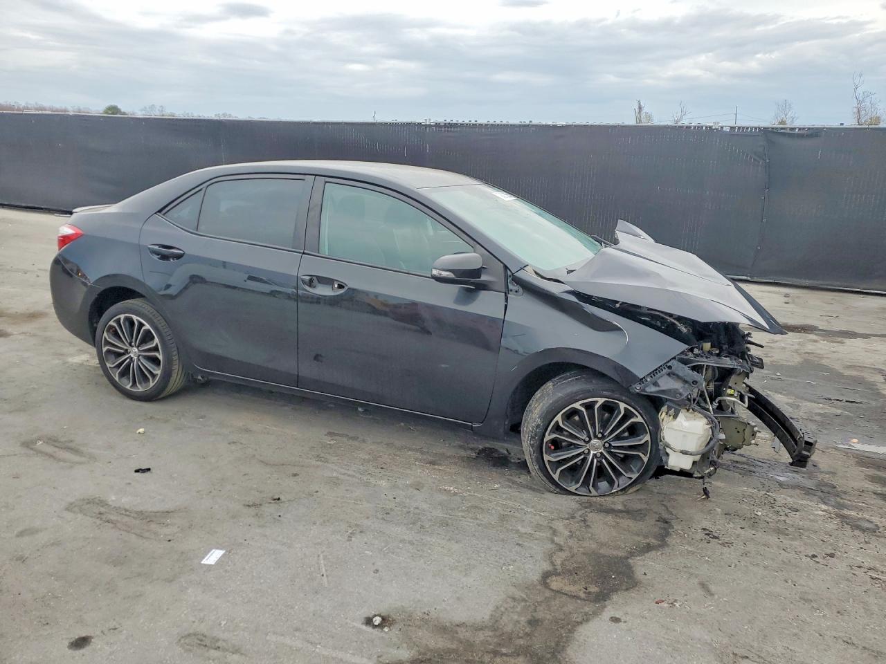 2016 TOYOTA COROLLA S PLUS photo 4