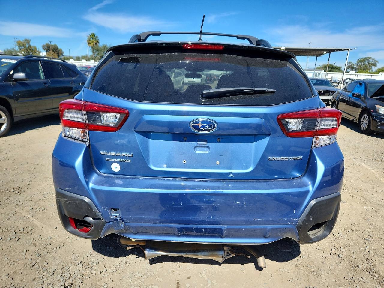 2021 SUBARU CROSSTREK photo 6