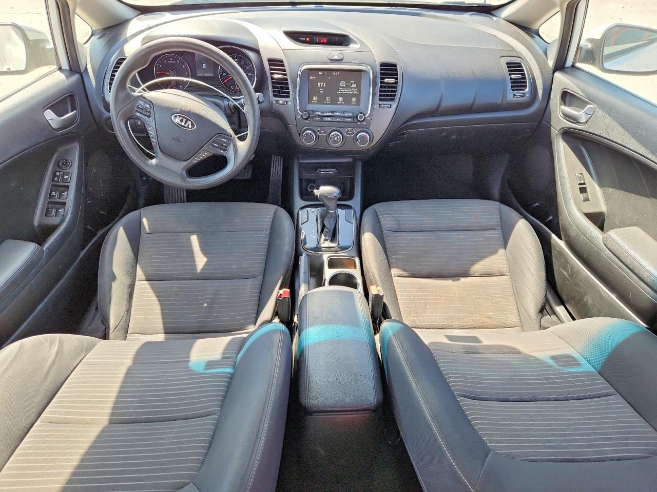 2018 KIA FORTE LX photo 8