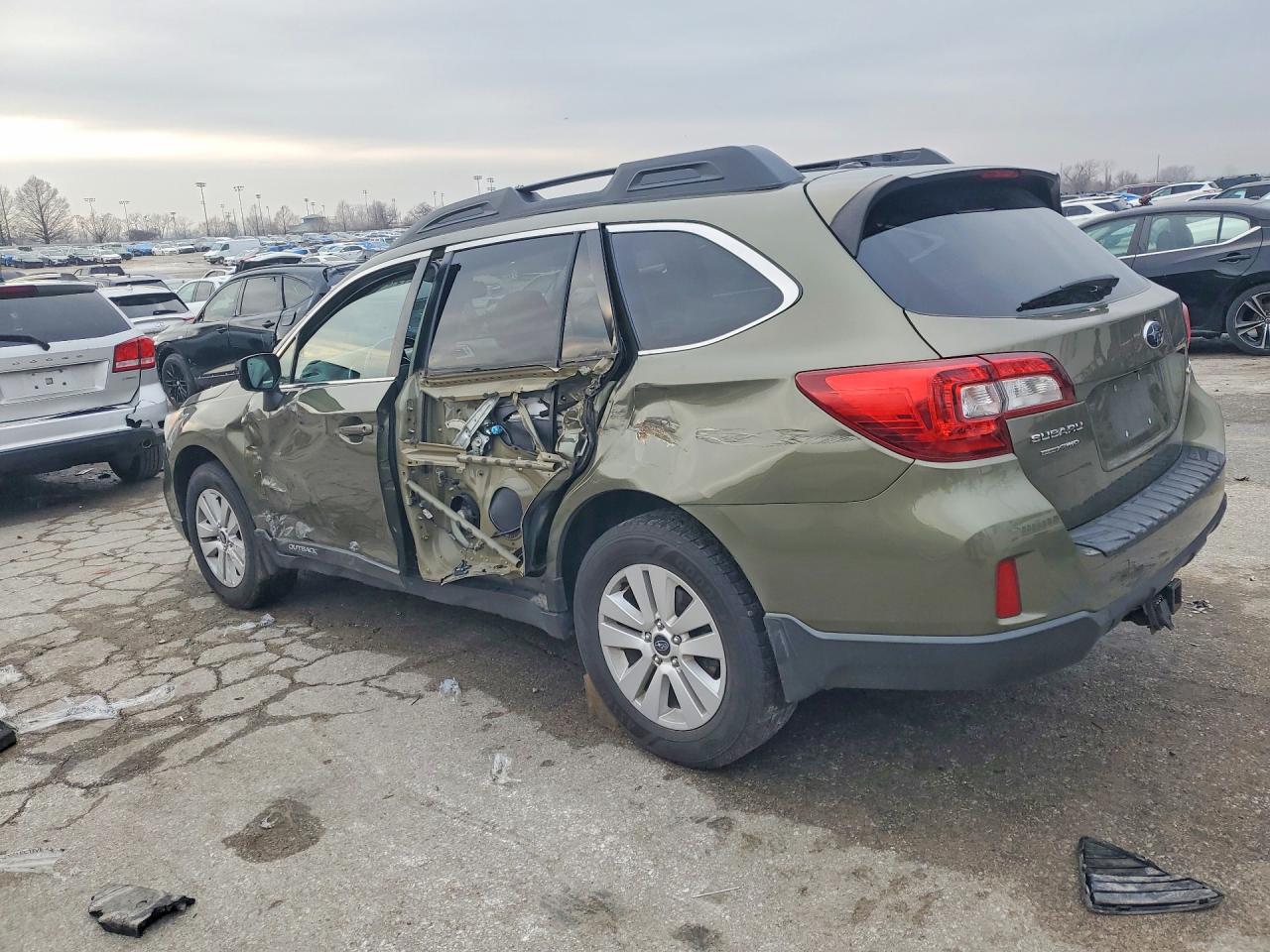 2015 SUBARU OUTBACK 2.5I PREMIUM photo 2