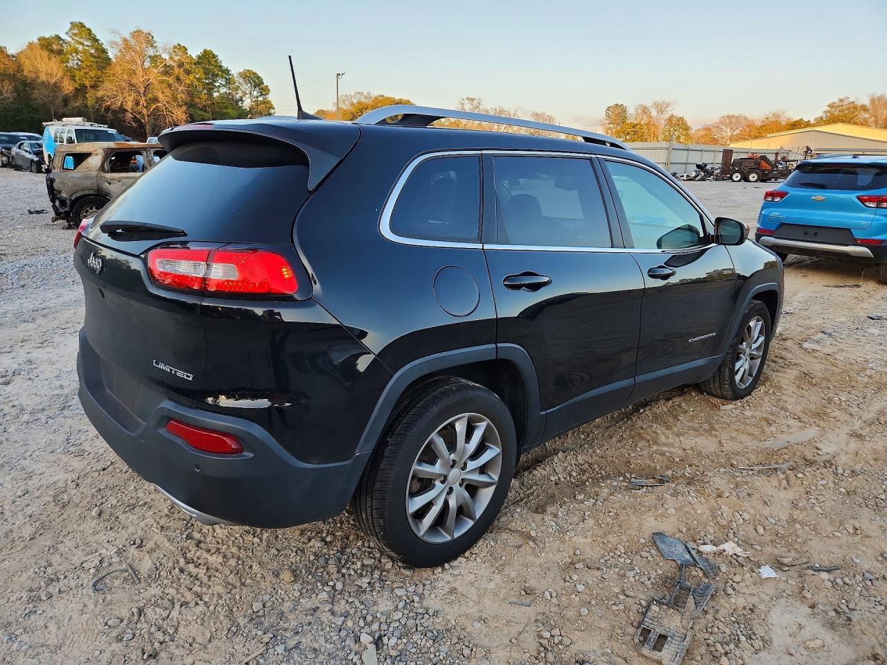 2018 JEEP CHEROKEE LIMITED photo 5