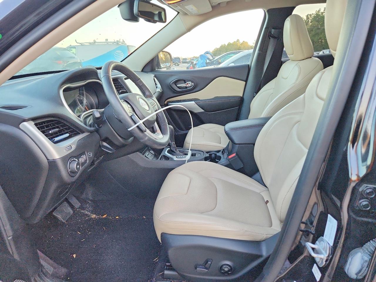 2018 JEEP CHEROKEE LIMITED photo 13