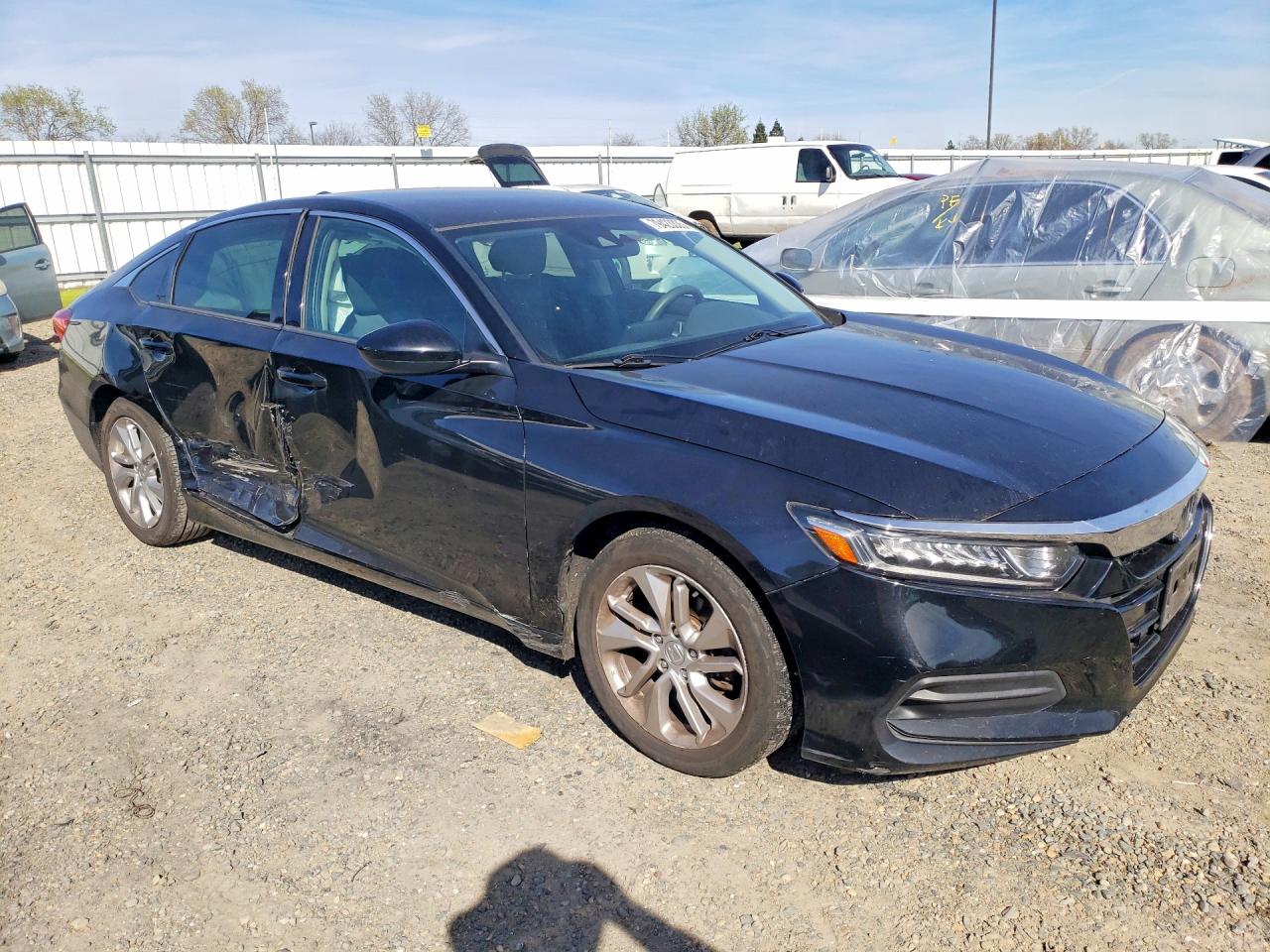 2018 HONDA ACCORD LX photo 4