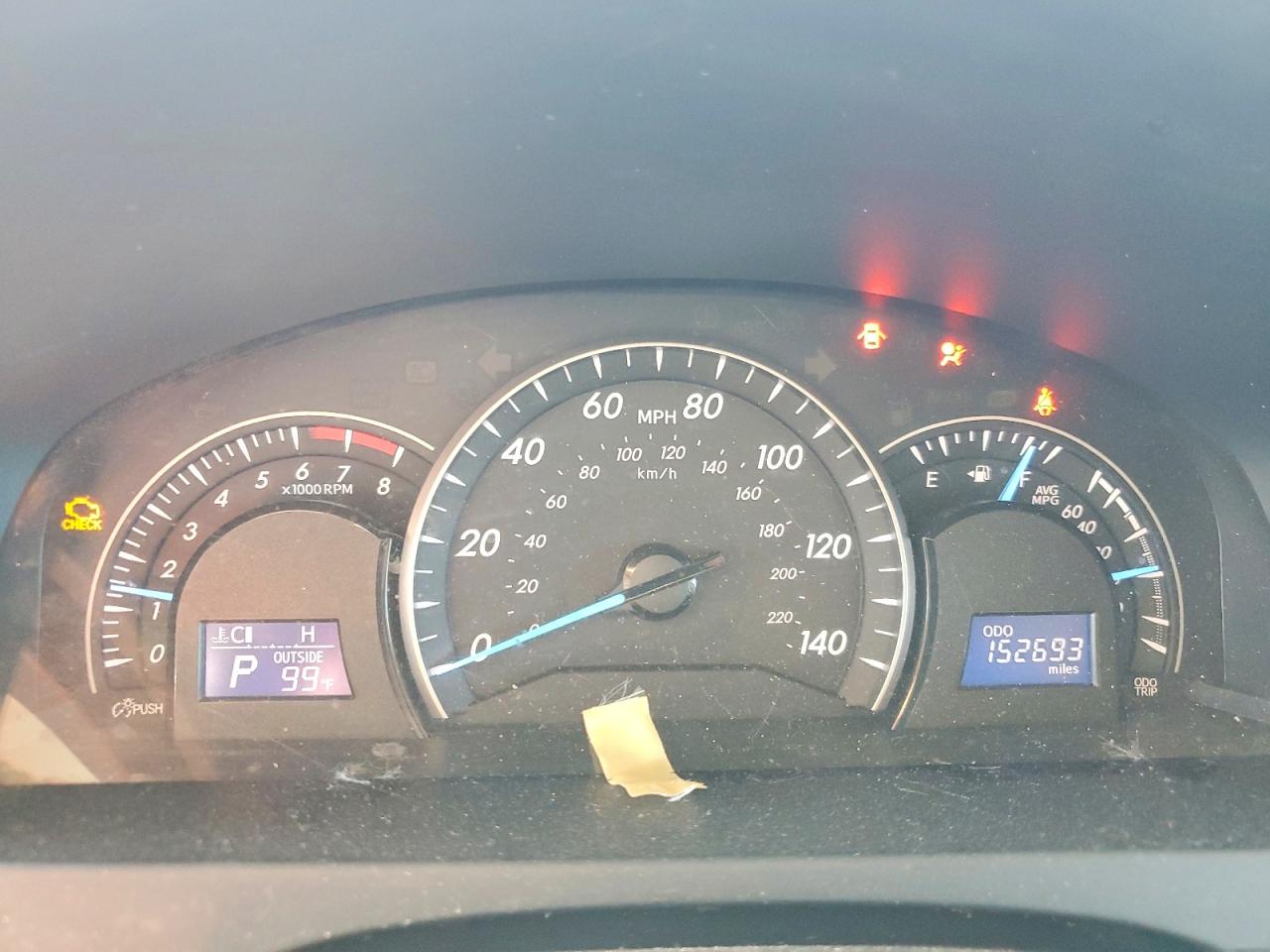 2014 TOYOTA CAMRY LE photo 9