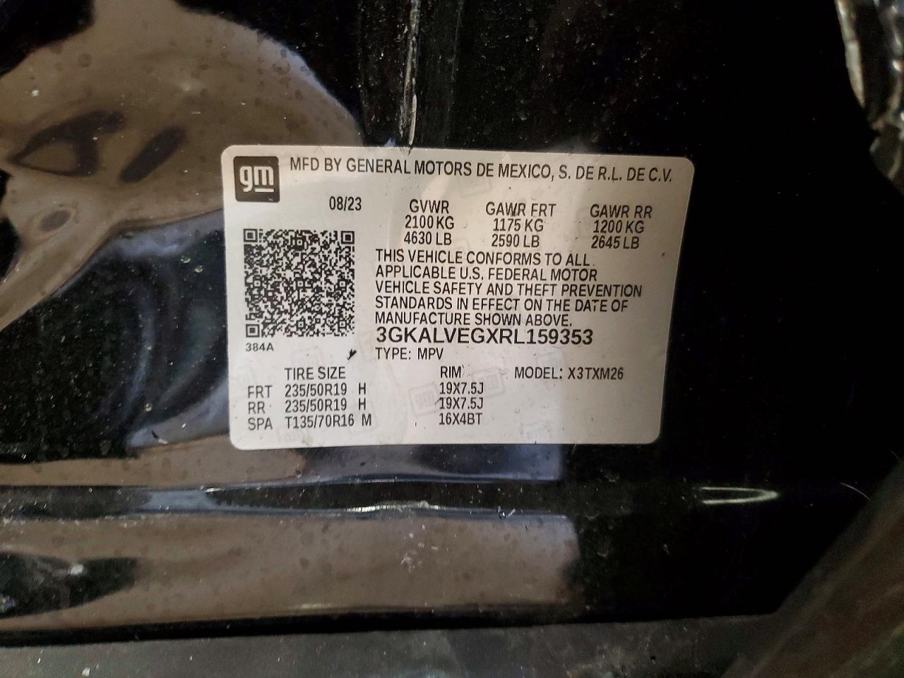 2024 GMC TERRAIN SLT photo 13